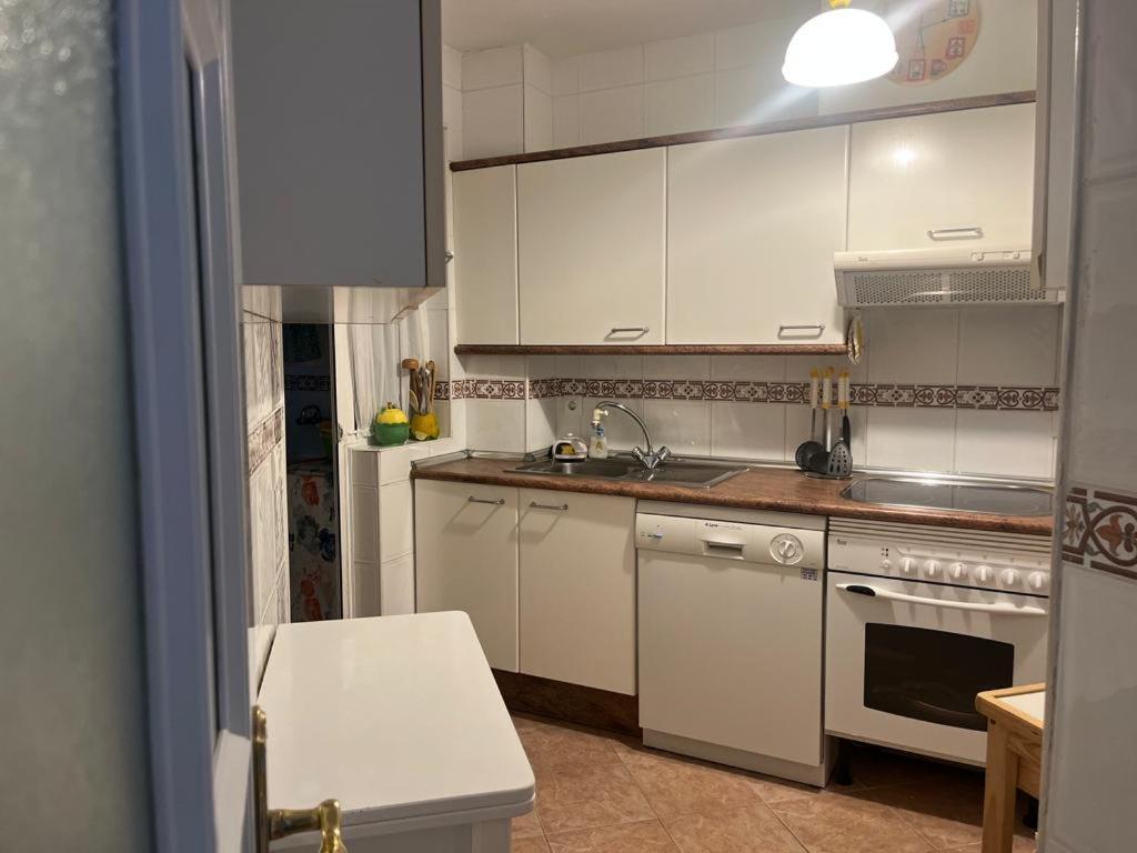Lyrioshomes Precioso Apartamento Puerto De Естепона Екстер'єр фото